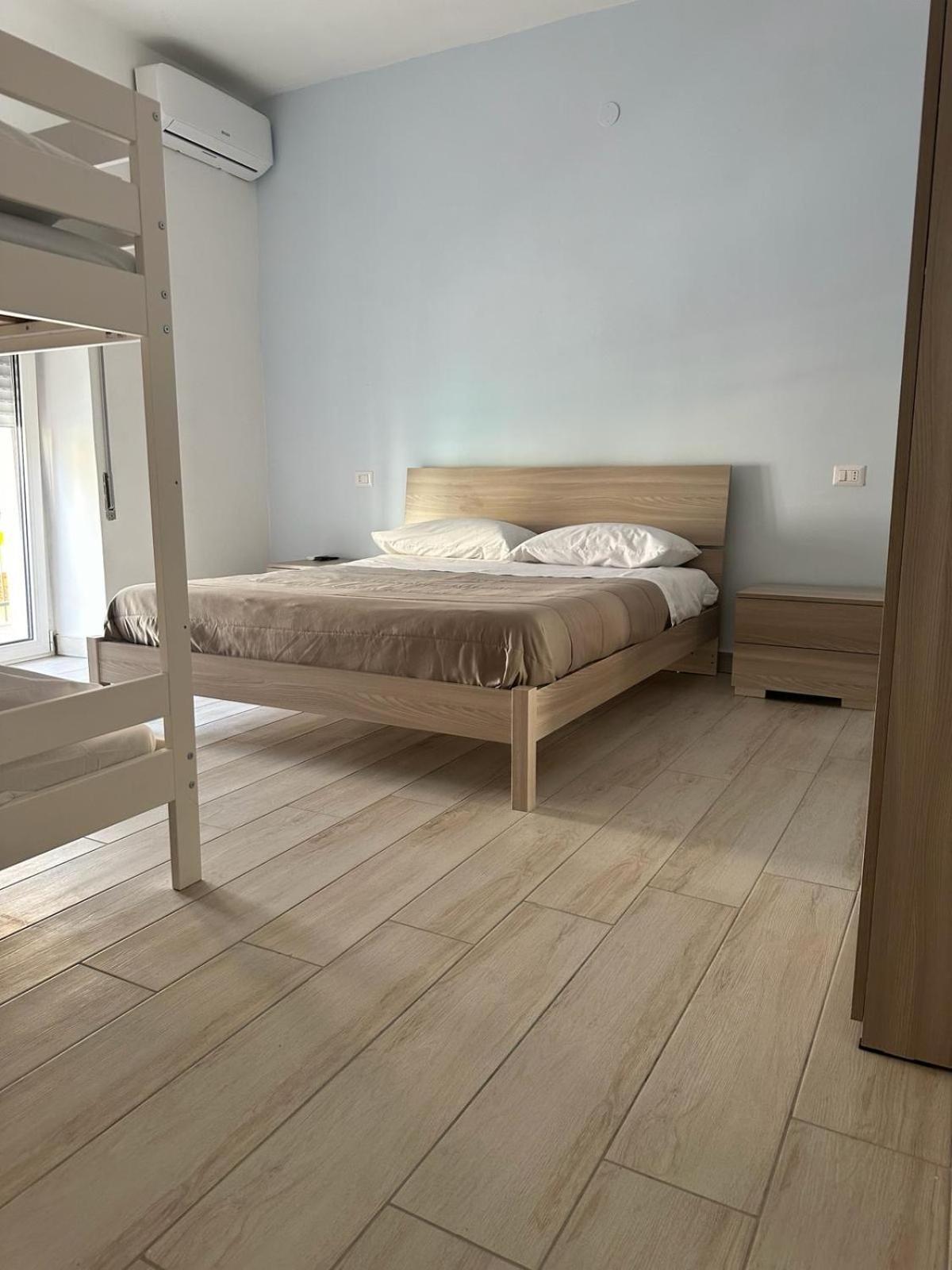 Appartamento Rent House Scauri Minturno Esterno foto